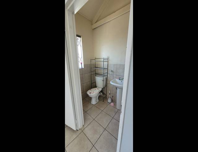 1 BEDROOM APARTMENT TO LET IN PELHAM